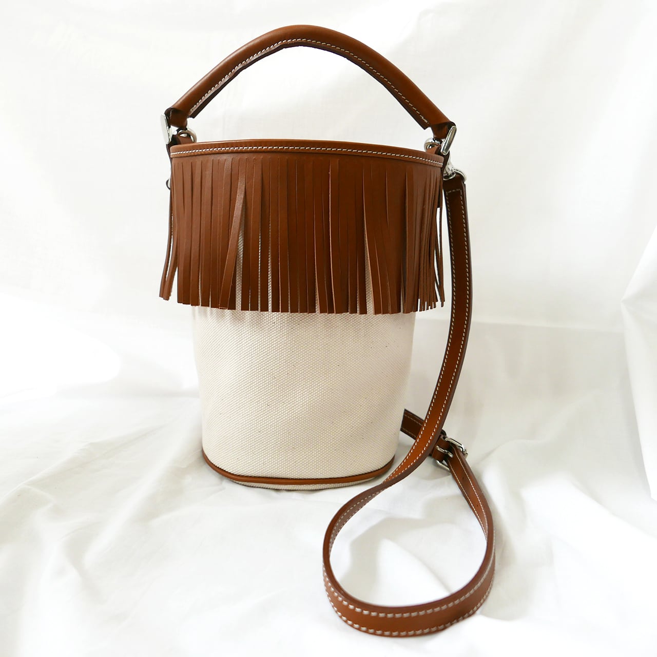 Fringe Bucket Bag black /camel