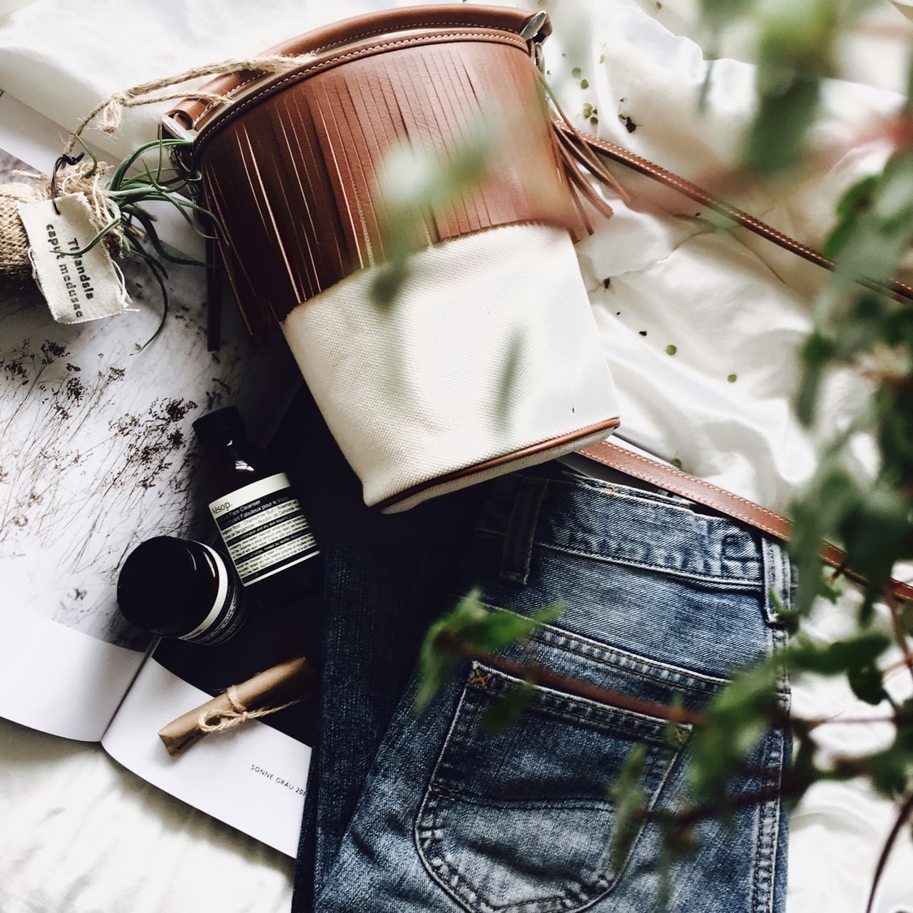 Fringe Bucket Bag black /camel